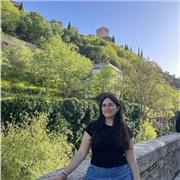 Estudiante de International Business en la Universidad de Valencia. Tengo experiencia en diversas áreas académicas